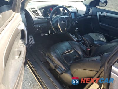 Zdjęcie 8 z 12 samochodu: 2011 KIA FORTE SX VIN:KNAFW6A33B5432203 - miniatura