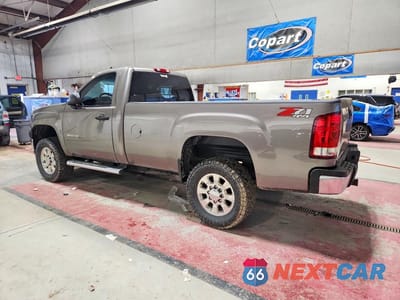 Drugie zdjęcie samochodu z przodu: 2013 GMC SIERRA K2500 SLE VIN:1GT020C86DF147101 - miniatura