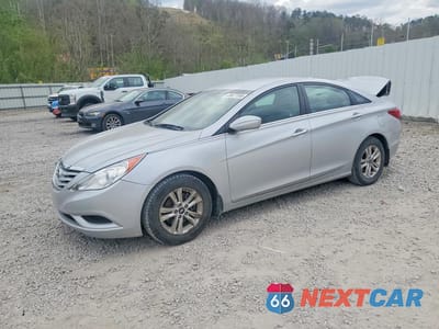 2011 HYUNDAI SONATA GLS 5NPEB4AC3BH227799 - główne zdjęcie licytacji z USA - miniatura
