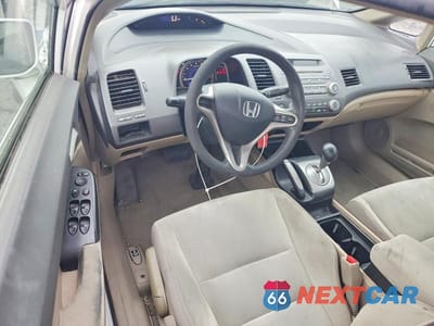 Zdjęcie 8 z 12 samochodu: 2009 HONDA CIVIC LX VIN:2HGFA16529H309222 - miniatura