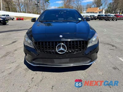 Piąte zdjęcie samochodu w środku: 2017 MERCEDES-BENZ CLA 250 4MATIC VIN:WDDSJ4GB7HN470762 - miniatura