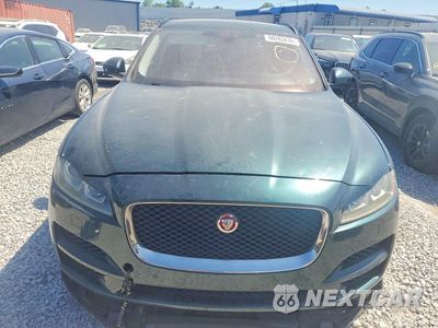 Piąte zdjęcie samochodu w środku: 2017 JAGU F-PACE PRE VIN:SADCJ2BN7HA090868 - miniatura