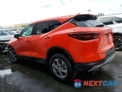 Drugie zdjęcie samochodu z przodu: 2026 CHEVROLET BLAZER 2LT VIN:3GNKBCR42TS145006 - miniatura
