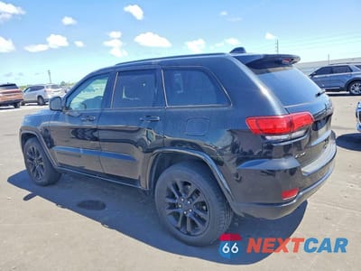 Drugie zdjęcie samochodu z przodu: 2018 JEEP GRAND CHEROKEE LAREDO VIN:1C4RJFAG4JC319629 - miniatura