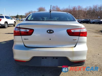 Zdjęcie 6 z 11 samochodu: 2016 KIA RIO LX VIN:KNADM4A33G6589278 - miniatura