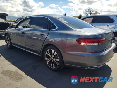 Drugie zdjęcie samochodu z przodu: 2022 VOLKSWAGEN PASSAT SE VIN:1VWSA7A39NC004445 - miniatura