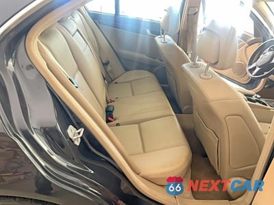 Zdjęcie 6 z 10 samochodu: 2014 MERCEDES-BENZ C 300 4MATIC VIN:WDDGF8AB0ER307009 - miniatura