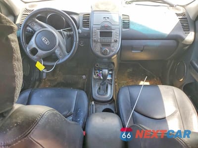 Zdjęcie 8 z 12 samochodu: 2011 KIA SOUL + VIN:KNDJT2A28B7264262 - miniatura