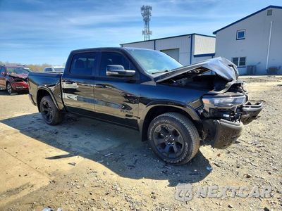 Czwarte zdjęcie samochodu z boku: 2026 RAM 1500 BIG HORN VIN:1C6SRFFP6TN277580 - miniatura