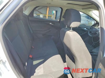 Zdjęcie 10 z 12 samochodu: 2016 FORD FOCUS SE VIN:1FADP3K27GL263985 - miniatura