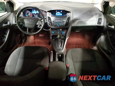 Zdjęcie 10 z 13 samochodu: 2018 FORD FOCUS SE VIN:1FADP3F28JL201769 - miniatura
