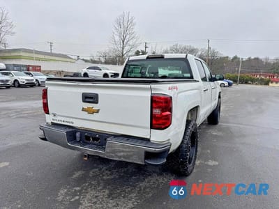 Trzecie zdjęcie samochodu z tyłu: 2017 CHEVROLET SILVERADO K1500 VIN:3GCUKNEC4HG466257 - miniatura