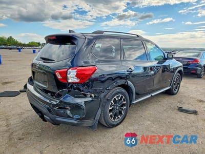 Trzecie zdjęcie samochodu z tyłu: 2019 NISSAN PATHFINDER SL VIN:5N1DR2MM0KC632266 - miniatura