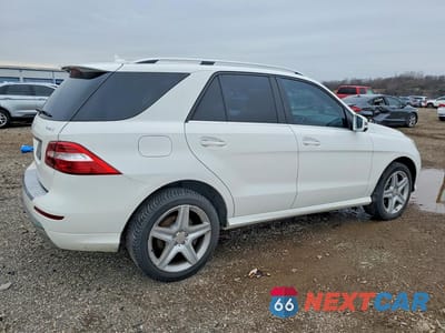 Trzecie zdjęcie samochodu z tyłu: 2014 MERCEDES-BENZ ML 350 4MATIC VIN:4JGDA5HB7EA295726 - miniatura
