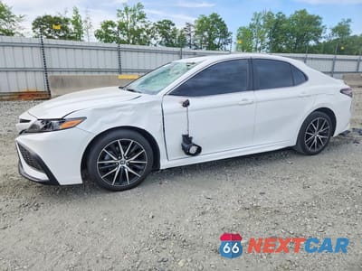 2023 TOYOTA CAMRY SE 4T1T11AK0PU734636 - główne zdjęcie licytacji z USA - miniatura