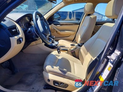 Zdjęcie 7 z 12 samochodu: 2014 BMW X1 XDRIVE28I VIN:WBAVL1C5XEVY11502 - miniatura