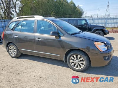 Czwarte zdjęcie samochodu z boku: 2012 KIA RONDO VIN:KNAHH8A82C7383740 - miniatura