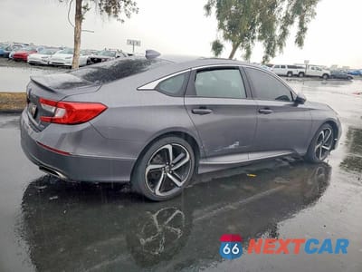 Trzecie zdjęcie samochodu z tyłu: 2018 HONDA ACCORD EXL VIN:1HGCV2F58JA010057 - miniatura