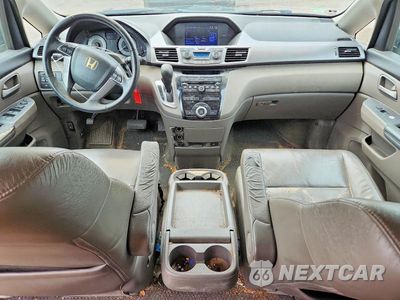 Zdjęcie 8 z 13 samochodu: 2011 HONDA ODYSSEY EXL VIN:5FNRL5H6XBB018501 - miniatura