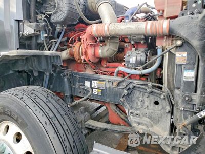 Zdjęcie 7 z 10 samochodu: 2017 KENWORTH T680 SEMI TRUCK VIN:1XKYD49X9HJ132599 - miniatura