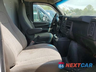 Zdjęcie 10 z 12 samochodu: 2015 CHEV EXPRESS G3500 VIN:1GB0G2CG9F1277527 - miniatura