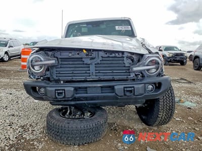 Piąte zdjęcie samochodu w środku: 2025 FORD BRONCO BADLANDS VIN:1FMEE9BP0SLB27558 - miniatura