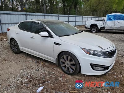 Czwarte zdjęcie samochodu z boku: 2012 KIA OPTIMA SX TURBO VIN:5XXGR4A60CG045277 - miniatura