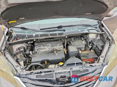 Zdjęcie 12 z 13 samochodu: 2012 TOYOTA SIENNA LE VIN:5TDKK3DC8CS262469 - miniatura