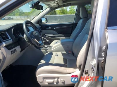Zdjęcie 7 z 13 samochodu: 2015 TOYOTA HIGHLANDER LIMITED PLATINUM VIN:5TDDKRFH6FS151332 - miniatura