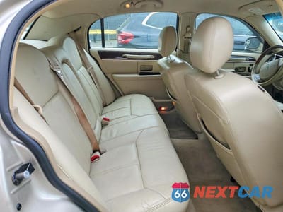Zdjęcie 10 z 12 samochodu: 2009 LINCOLN TOWN CAR SIGNATURE LIMITED VIN:2LNHM82V59X621596 - miniatura