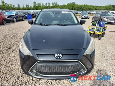 Piąte zdjęcie samochodu w środku: 2019 TOYOTA YARIS LE VIN:3MYDLBYV2KY513541 - miniatura