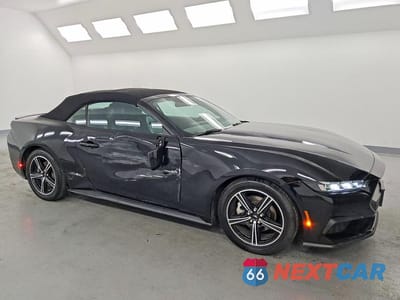 Czwarte zdjęcie samochodu z boku: 2024 FORD MUSTANG VIN:1FAGP8UH9R5132608 - miniatura