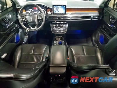 Zdjęcie 8 z 12 samochodu: 2020 LINCOLN CORSAIR RESERVE VIN:5LMCJ2D94LUL31281 - miniatura