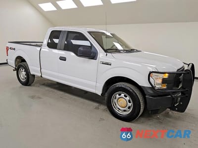 Czwarte zdjęcie samochodu z boku: 2016 FORD F150 SUPER CAB VIN:1FTFX1EFXGKF33738 - miniatura