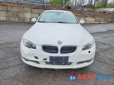Piąte zdjęcie samochodu w środku: 2008 BMW 335 XI VIN:WBAWC735X8E066150 - miniatura