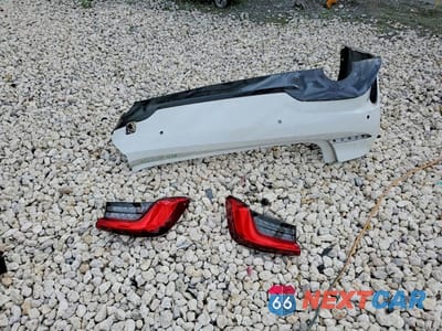 Zdjęcie 12 z 13 samochodu: 2021 BMW 330E VIN:3MW5P7J00M8B89427 - miniatura