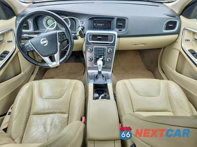Zdjęcie 8 z 12 samochodu: 2013 VOLVO S60 T5 VIN:YV1612FS0D1208658 - miniatura
