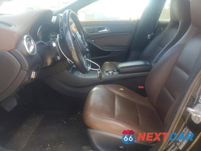 Zdjęcie 7 z 11 samochodu: 2014 MERCEDES-BENZ CLA 250 4MATIC VIN:WDDSJ4GB4EN104639 - miniatura