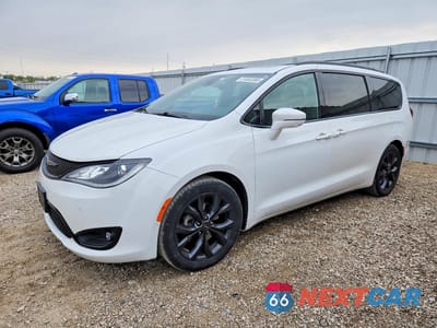 2018 CHRYSLER PACIFICA LIMITED 2C4RC1GG8JR261911 - główne zdjęcie licytacji z USA - miniatura