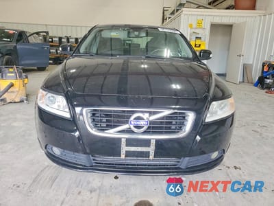 Piąte zdjęcie samochodu w środku: 2011 VOLVO S40 T5 VIN:YV1672MS1B2546742 - miniatura
