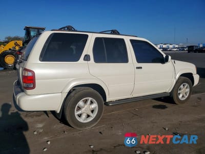 Trzecie zdjęcie samochodu z tyłu: 2001 NISSAN PATHFINDER SE VIN:JN8DR09X61W579957 - miniatura