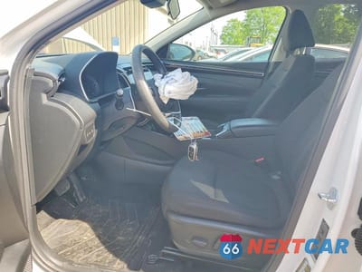 Zdjęcie 7 z 13 samochodu: 2023 HYUNDAI TUCSON SEL VIN:5NMJBCAE3PH268996 - miniatura