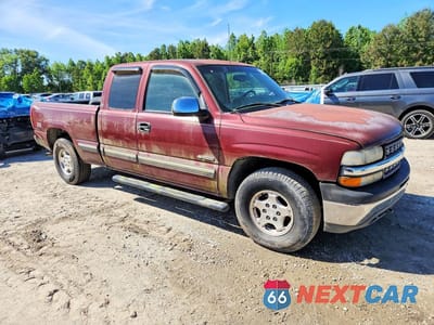 Czwarte zdjęcie samochodu z boku: 2002 CHEVROLET SILVERADO K1500 VIN:1GCEK19T62Z189352 - miniatura