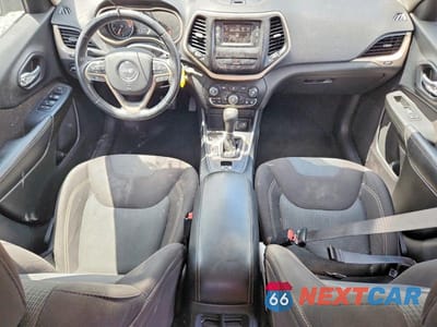 Zdjęcie 8 z 13 samochodu: 2016 JEEP CHEROKEE LATITUDE VIN:1C4PJLCB1GW135778 - miniatura
