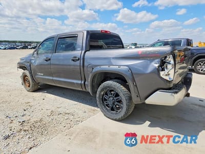 Drugie zdjęcie samochodu z przodu: 2016 TOYOTA TUNDRA SR5 VIN:5TFDW5F12GX499401 - miniatura