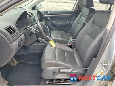Zdjęcie 7 z 12 samochodu: 2008 VOLKSWAGEN JETTA SE VIN:3VWRM71K18M025032 - miniatura