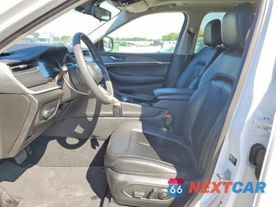 Zdjęcie 7 z 13 samochodu: 2023 JEEP GRAND CHEROKEE LIMITED VIN:1C4RJHBGXPC569072 - miniatura