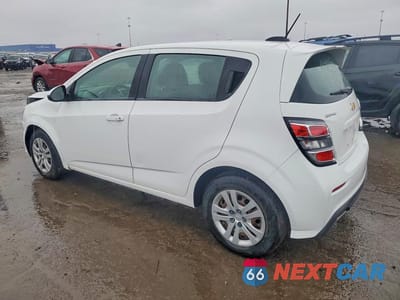 Drugie zdjęcie samochodu z przodu: 2019 CHEVROLET SONIC VIN:1G1JG6SB1K4128091 - miniatura