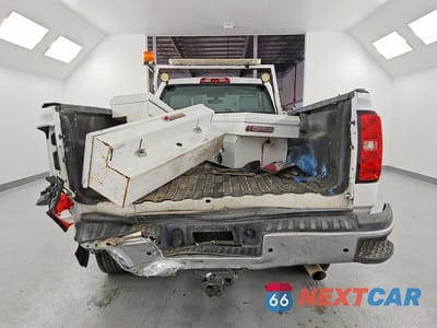 Zdjęcie 6 z 13 samochodu: 2015 CHEVROLET SILVERADO C2500 HEAVY DUTY VIN:1GB0CUEGXFZ140912 - miniatura