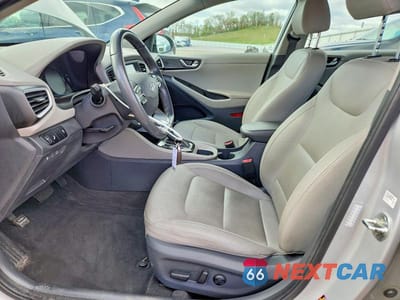 Zdjęcie 7 z 12 samochodu: 2017 HYUNDAI IONIQ LIMITED VIN:KMHC85LC0HU036070 - miniatura
